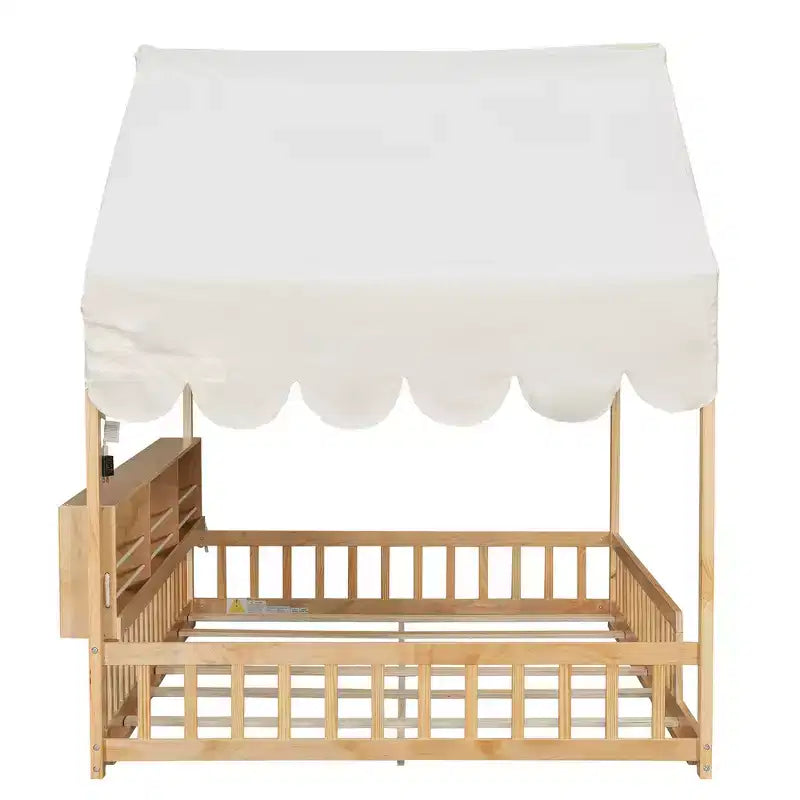 Beige Naturale / Rosa Bianco, Letto a Giorno a Pavimento a Forma di Casa con Recinzione e Ripiani, 1 Persona, Misura Matrimoniale
