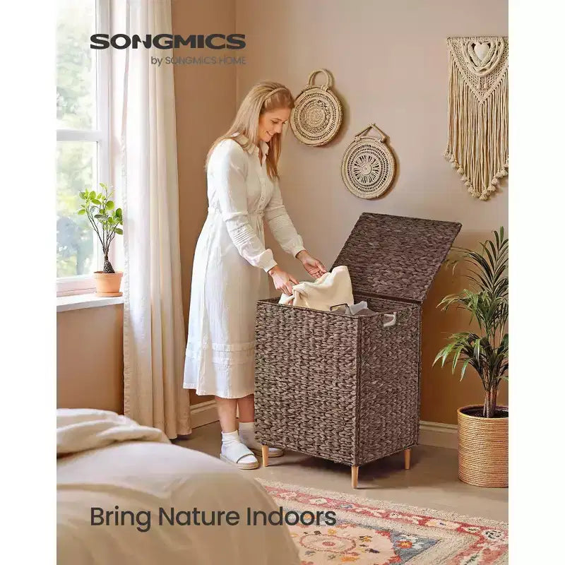 Cesta portabiancheria a 2 sezioni con coperchio, caffè/naturale, 130 litri, per 1-2 persone