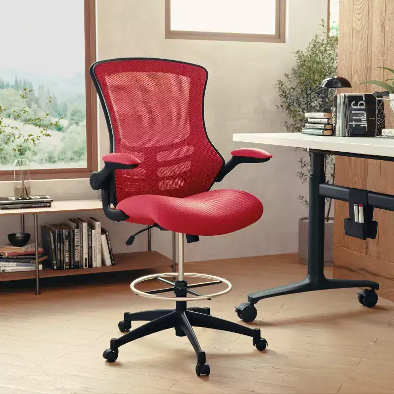 Sedia ergonomica da disegno con schienale medio in rete/Leathersoft, anello poggiapiedi e braccioli ribaltabili, Nero/Blu/Grigio/Rosso/Bianco, 1 posto