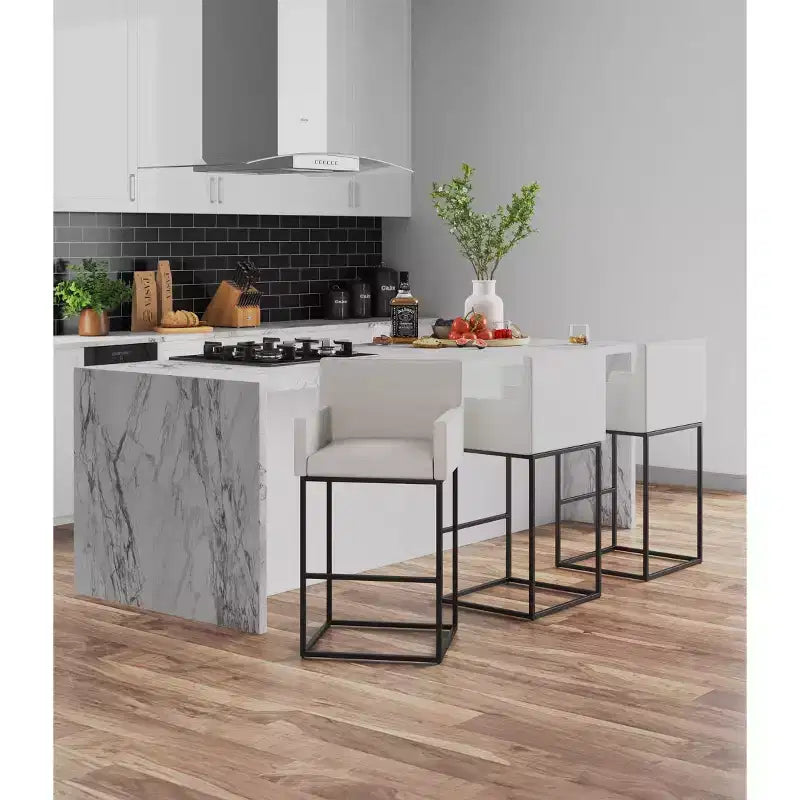 Sgabello da bar altezza bancone in metallo crema/grigio, schienale quadrato, 1 posto a sedere